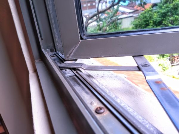 Cost of Hinged Window Replacement in Arvada